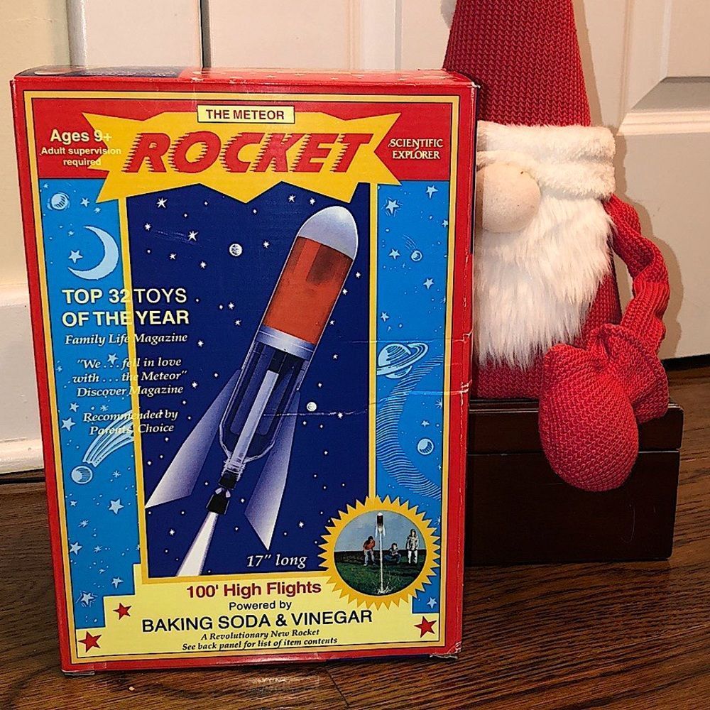 THE METEOR ROCKET SCIENTIFIC EXPLORER KIT Sealed! New In Box Ages 9+